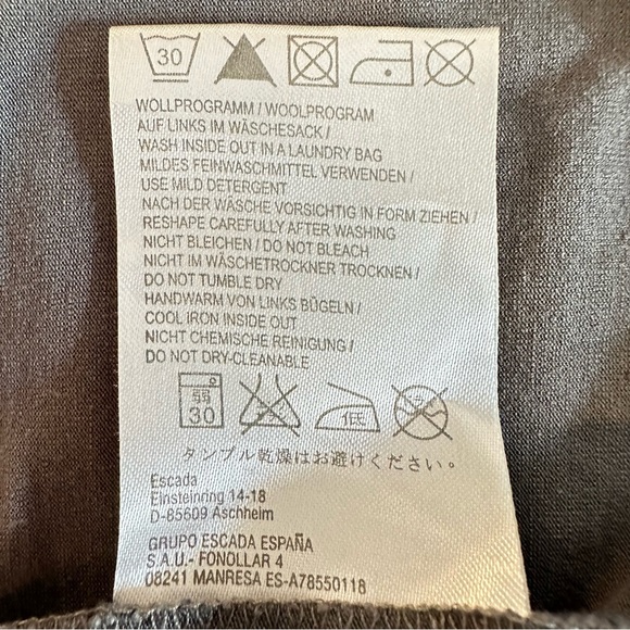 ESCADA SPORT SLEEVELESS TOP S **Rare** - Picture 2 of 11